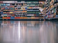 aisle-3105629_1280