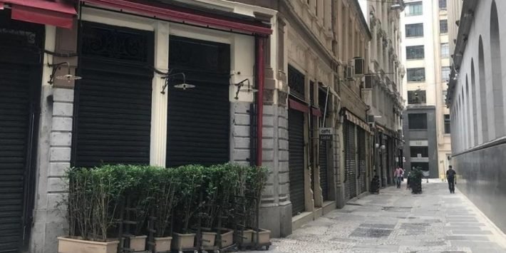 caffe-latte-fechado-por-causa-da-pandemia-1589408112191_v2_900x506