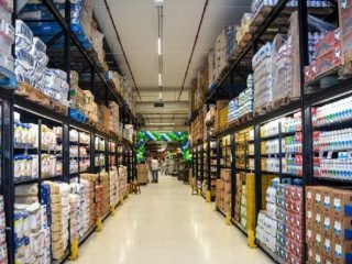 atacado-corredor-700x445