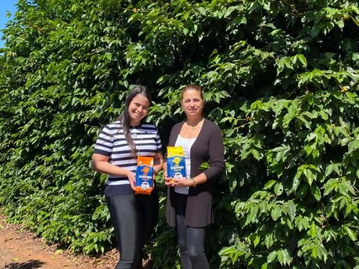 foto-mãe-e-filha-Deise-e-Julia-café-gema-de-minas