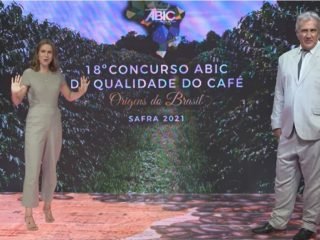 Foto pós 18 concurso ABIC.