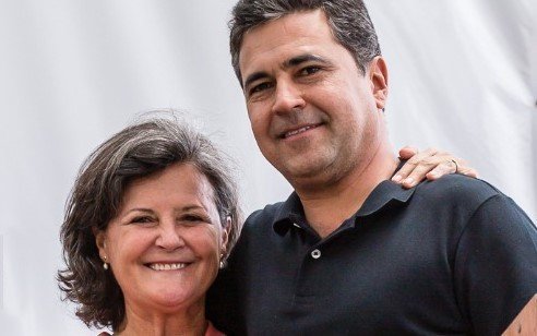 BSCA anuncia novo presidente. Legenda - Henrique Dias Cambraia e Carmem Lucia Chaves de Brito.