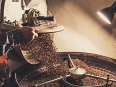 A importância da autorregulamentação na indústria cafeeira. Crédito Freepik