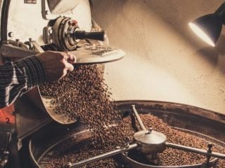 A importância da autorregulamentação na indústria cafeeira. Crédito Freepik