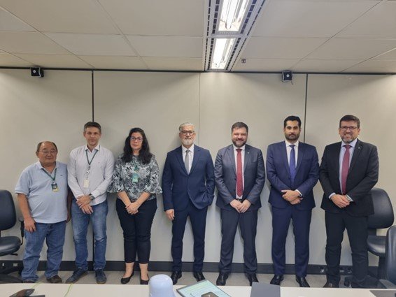 Participantes da reunião sobre POC